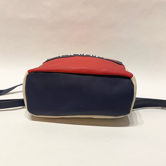 Tommy Hilfiger Bookbag - Picture 2 of 5